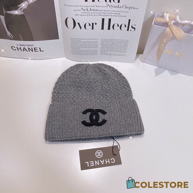Gucci Beanie Logo Grey  - 1