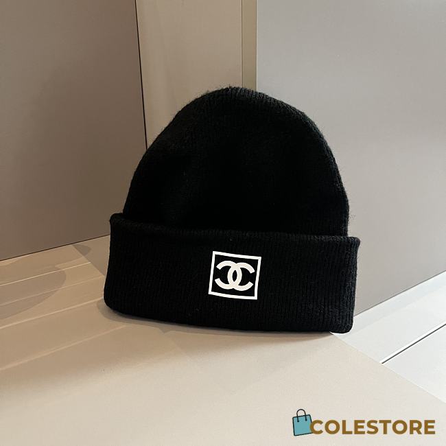 Gucci Knitting Beanie Logo Black  - 1