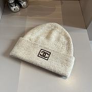 Gucci Knitting Beanie Logo Beige  - 1