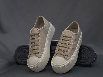 Prada Loafers Beige 