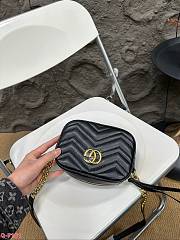 Gucci GG Marmont Small Top Handle Bag Black 18 x 13 cm  - 4