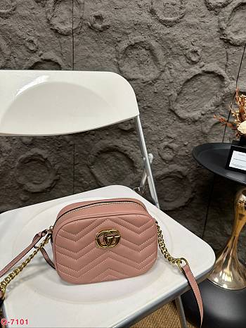 Gucci GG Marmont Small Top Handle Bag Pink 18 x 13 cm 