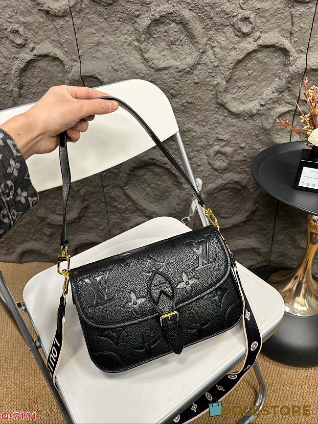 Louis Vuitton Diane Full Black 25 x 16 cm  - 1