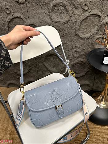Louis Vuitton Diane Full Blue 25 x 16 cm 