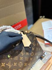 Louis Vuitton Montaigne Brown 28 cm  - 3