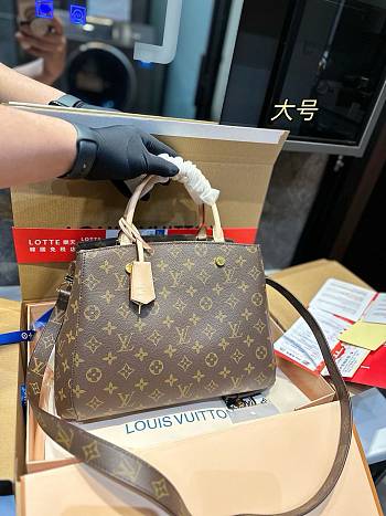 Louis Vuitton Montaigne Brown 32 cm 