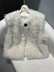 Toteme Fur Coats White - 6