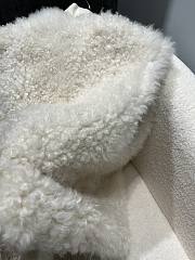 Toteme Fur Coats White - 5