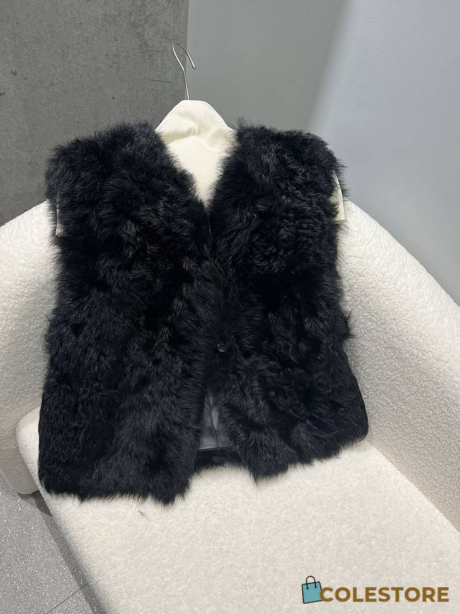 Toteme Fur Coats Black - 1