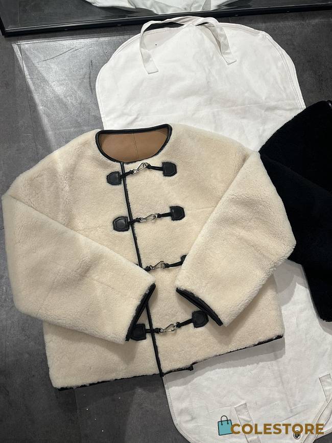 Toteme Teddy Shearling Jacket Beige - 1