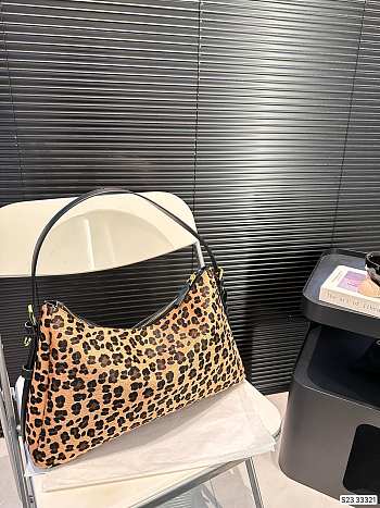 Prada Leopard Aime 39 x 20 cm