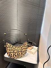 Prada Haft Moon Bag Leopard 23 x 13 cm - 5