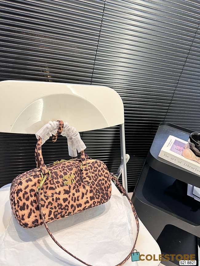 Miu Miu Leopard 28 x 13 cm - 1