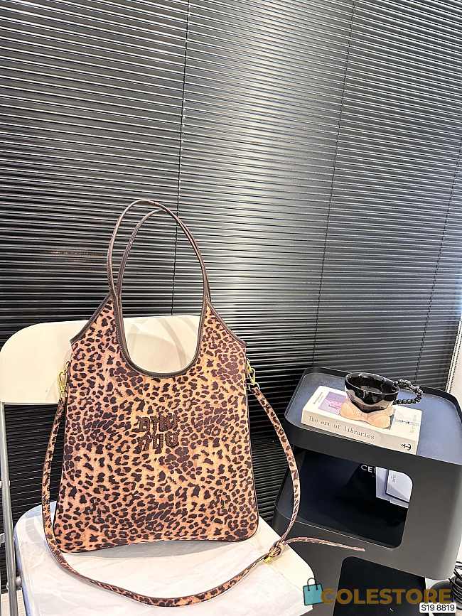 Miu Miu Leopard Tote Bag 36 x 30 cm - 1