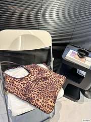Miu Miu Leopard Tote Bag 36 x 30 cm - 5