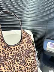 Miu Miu Leopard Tote Bag 36 x 30 cm - 4