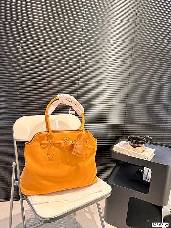 Miu Miu Yellow Bag 40 x 30 cm
