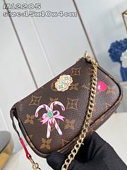 Louis Vuitton Candy Factory Mini Pochette Accessoires 15 x 10 x 4 cm - 1