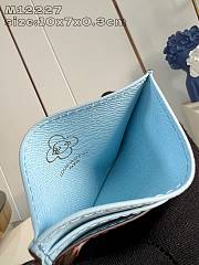 Louis Vuitton Snow Show LV Charms Card Holder 10 x 7 x0.3 cm - 3