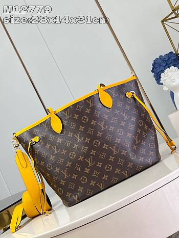 Louis Vuitton Neverfull Bandoulière Inside Out Yellow 28 x 14 x 31 cm