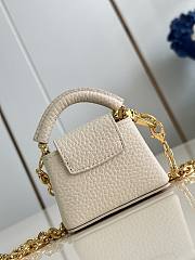 Louis Vuitton Caoucines Micro Bag White 21 x 14 x 8 cm - 3