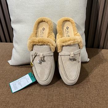 Loro Pina Mules Suede Fur Beige