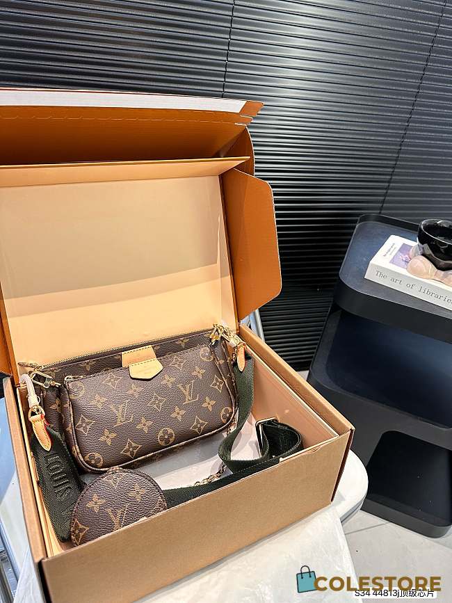 Louis Vuitton Multi Pochette Monogram 24 x 13 cm - 1