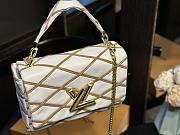 Louis Vuitton Twist Denim White 23 cm - 5
