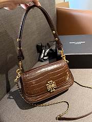 Colestore Tory Burch Kira Chevron Bag Brown 22 x 12 cm - 3