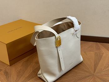 Colestore Louis Vuitton Lockit BB Bag White 34 x 29 cm