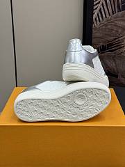 Colestore Louis Vuitton Sneaker Groovy 24ss Silver - 2