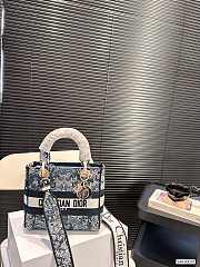 Colestore Dior Lady D-Lite Blue 24 x 19 cm - 1