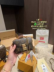Colestore Louis Vuitton Metis Mini Bag Brown 13 x 10 cm - 1
