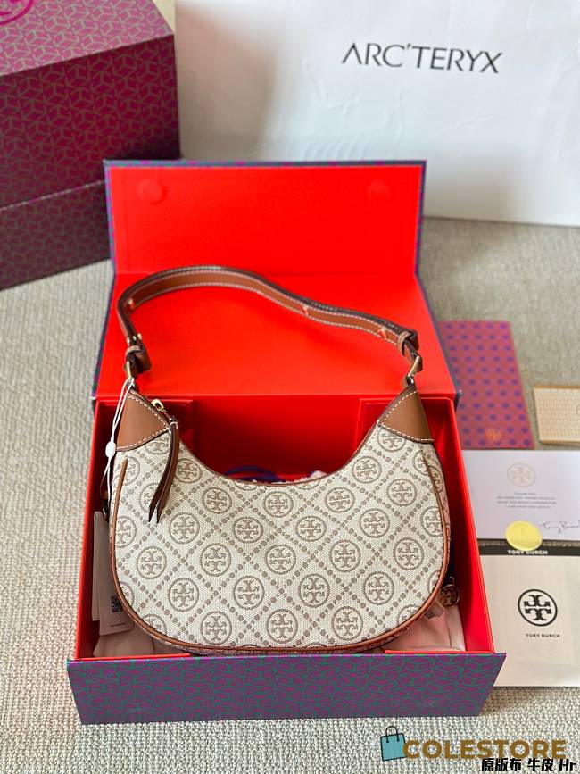 Colestore Tory Burch T Monogram Crescent Bag Beige 25 x 13 cm - 1