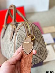 Colestore Tory Burch T Monogram Mini Bag Brown 26 x 19 cm - 4