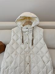 Colestore Max Mara Puffer Vest White - 3
