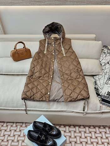Colestore Max Mara Puffer Vest Brown