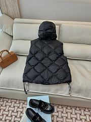 Colestore Max Mara Sleeveless Puffer Vest Black - 4