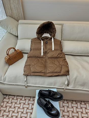 Colestore Max Mara Sleeveless Puffer Vest Brown 02