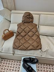 Colestore Max Mara Sleeveless Puffer Vest Brown 02 - 2