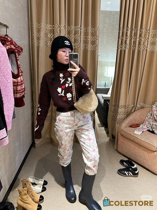 Colestore Chanel Knit Sweater with Floral Motif Red - 1