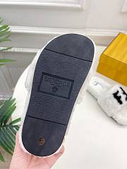 Colestore Fendi FF Slippers Fur White - 4