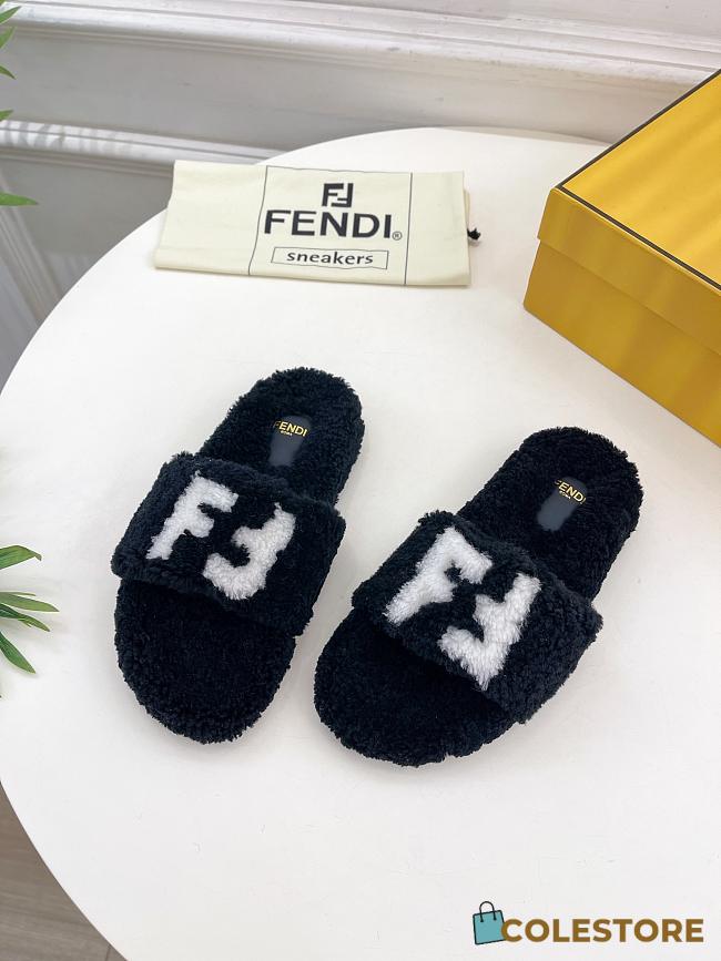 Colestore Fendi FF Slippers Fur Black  - 1
