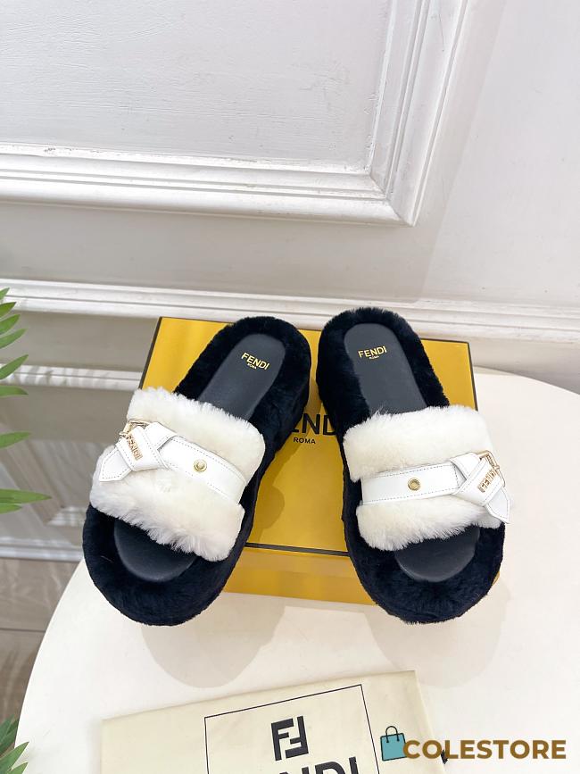 Colestore Fendi Shearling High Slides White - 1