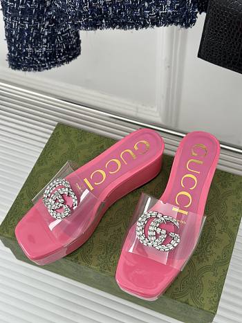 Colestore Gucci Crystal-Embellished Transparent High Slides Pink
