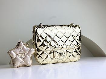 Colestore Chanel 19 Flap Bag Gold 15 cm