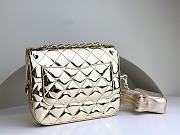 Colestore Chanel 19 Flap Bag Gold 15 cm - 3