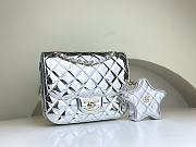 Colestore Chanel 19 Flap Bag Silver 15 cm - 1