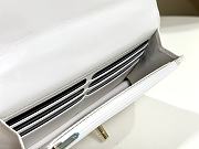 Colestore Chanel WOC With Handle White 20 cm - 4