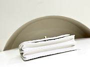Colestore Chanel WOC With Handle White 20 x 3.5 cm - 5